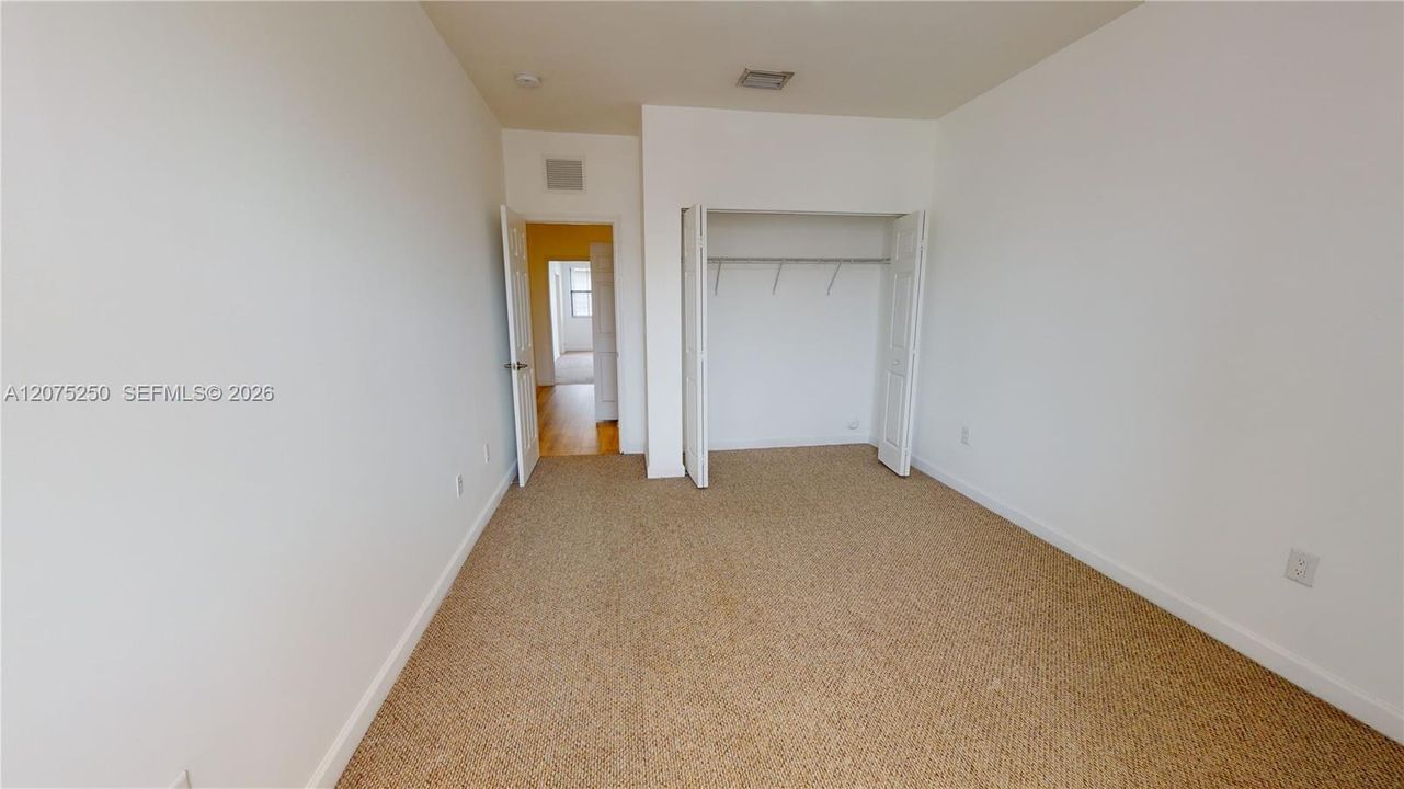 For Rent: $3,950 (3 beds, 3 baths, 2206 Square Feet)