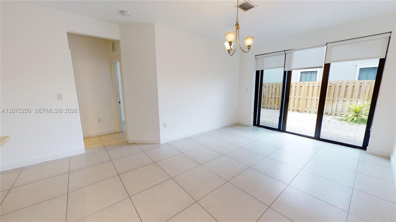 For Rent: $3,950 (3 beds, 3 baths, 2206 Square Feet)