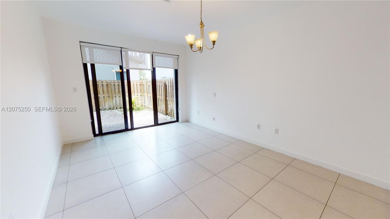 For Rent: $3,950 (3 beds, 3 baths, 2206 Square Feet)