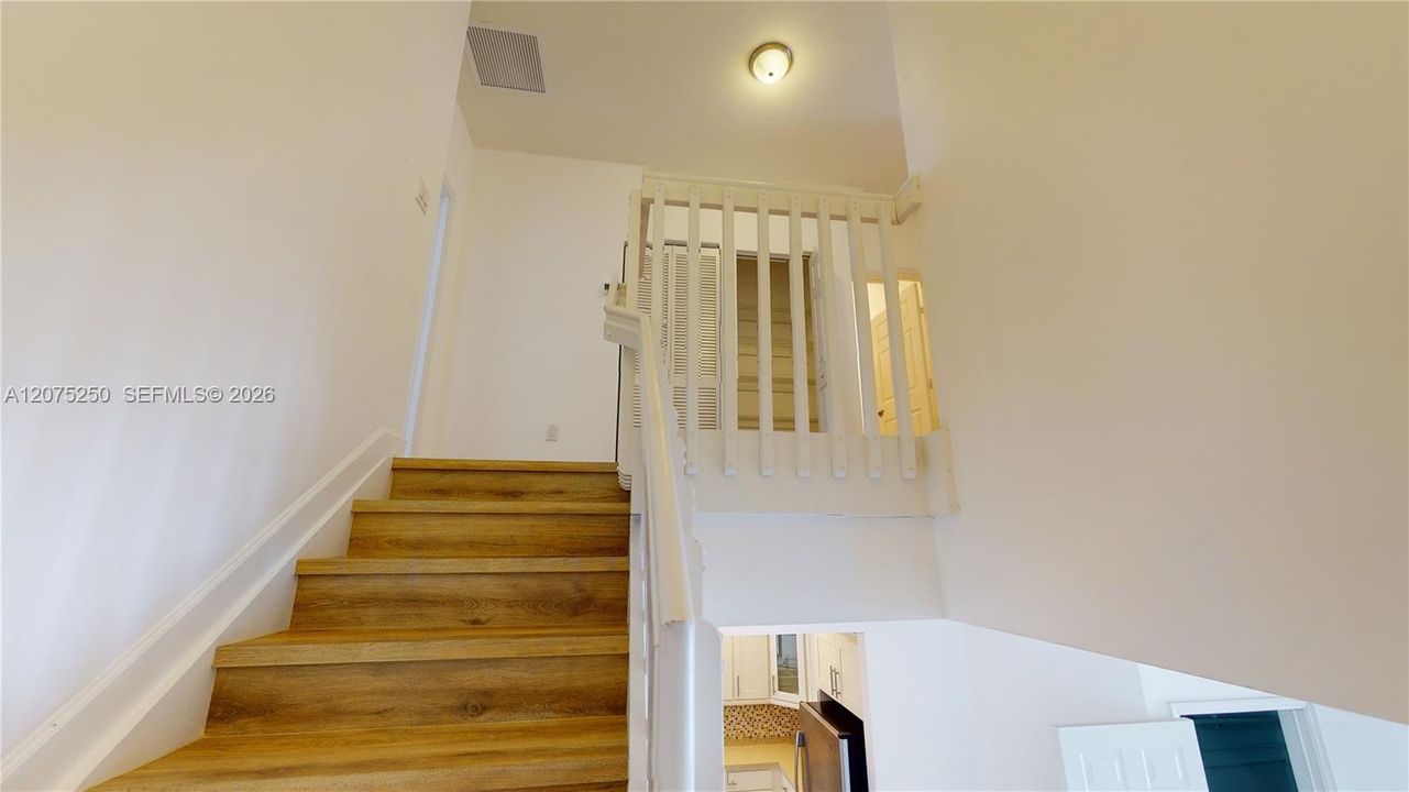 For Rent: $3,950 (3 beds, 3 baths, 2206 Square Feet)