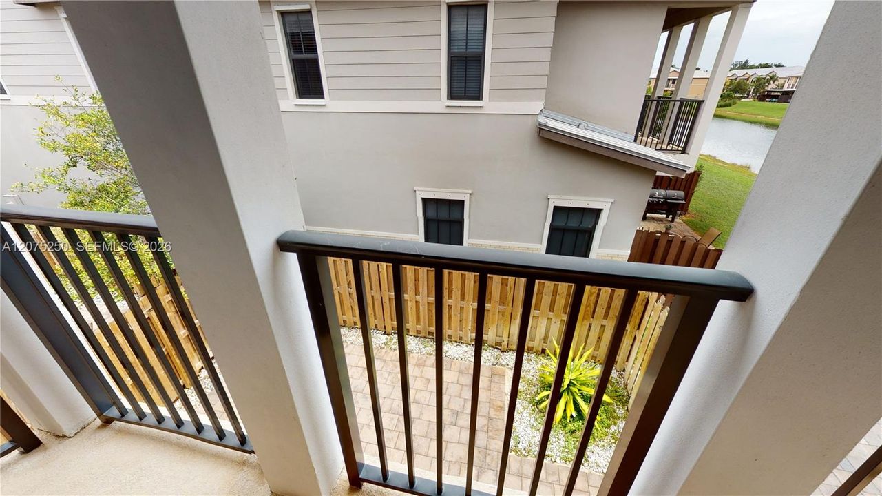 For Rent: $3,950 (3 beds, 3 baths, 2206 Square Feet)