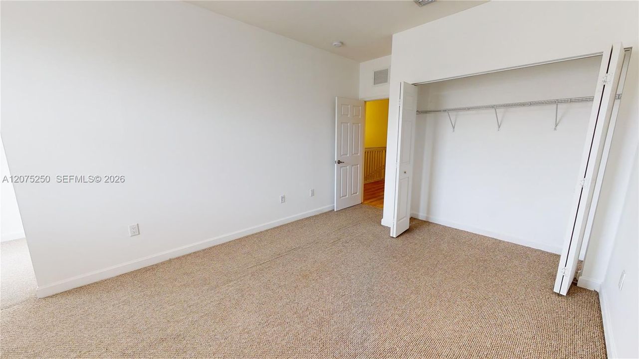 For Rent: $3,950 (3 beds, 3 baths, 2206 Square Feet)