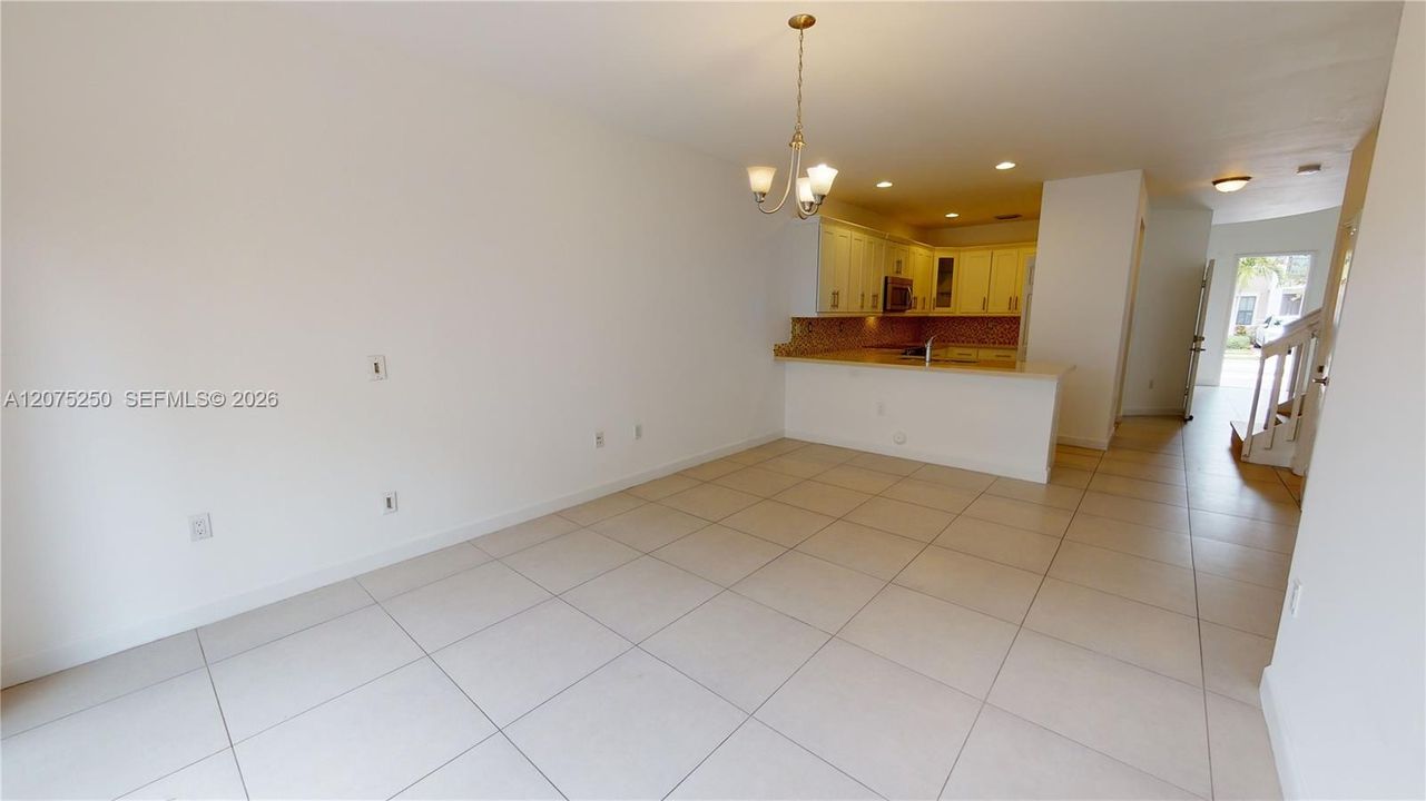 For Rent: $3,950 (3 beds, 3 baths, 2206 Square Feet)