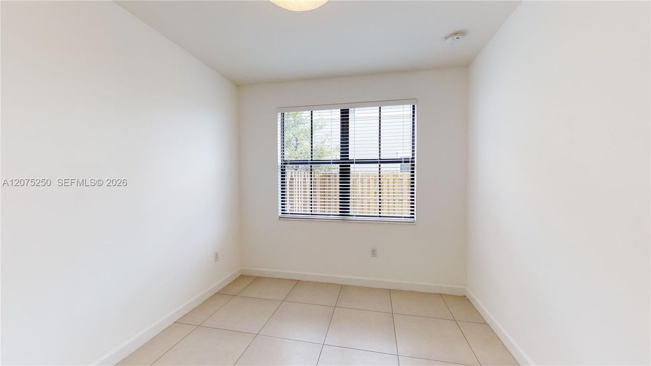 For Rent: $3,950 (3 beds, 3 baths, 2206 Square Feet)