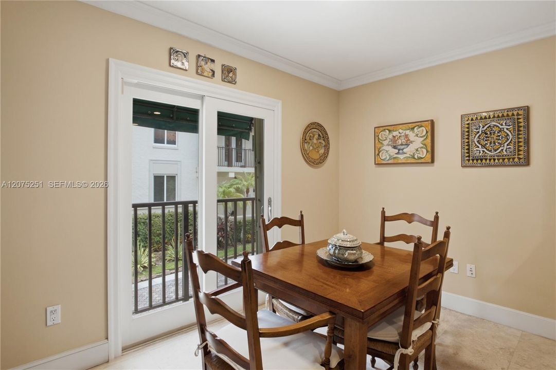 En Venta: $2,375,000 (5 camas, 5 baños, 3276 Pies cuadrados)