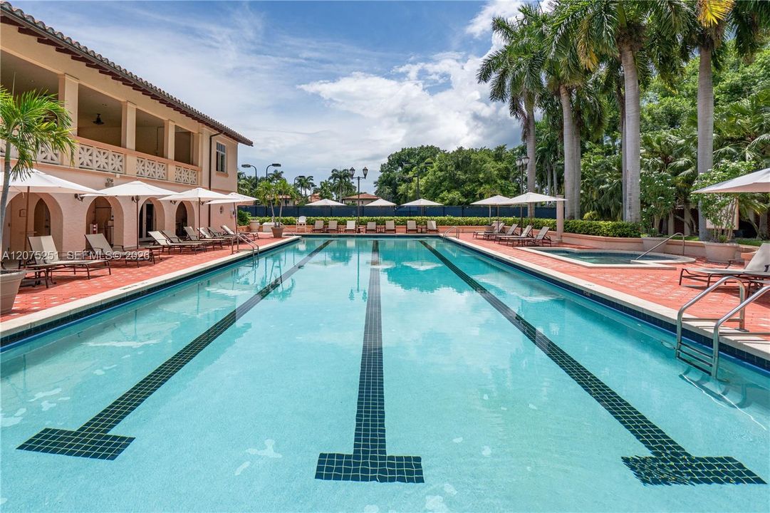 En Venta: $2,375,000 (5 camas, 5 baños, 3276 Pies cuadrados)
