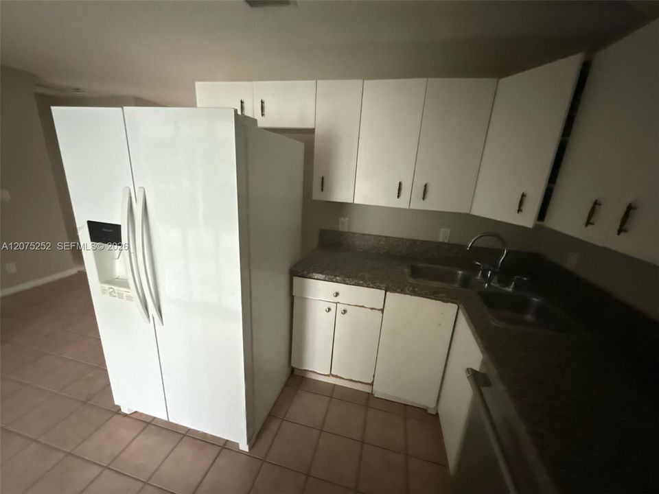 На продажу: $414,000 (2 спален, 2 ванн, 1247 Квадратных фут)