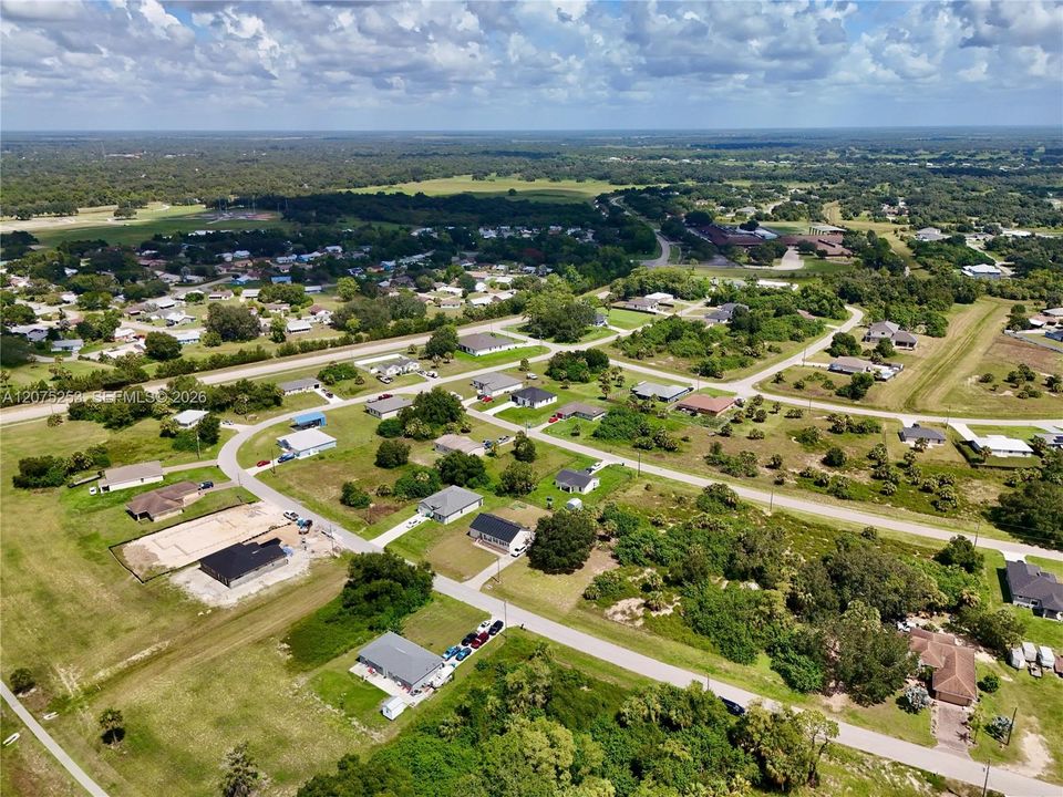 待售: $40,000 (0.23 acres)