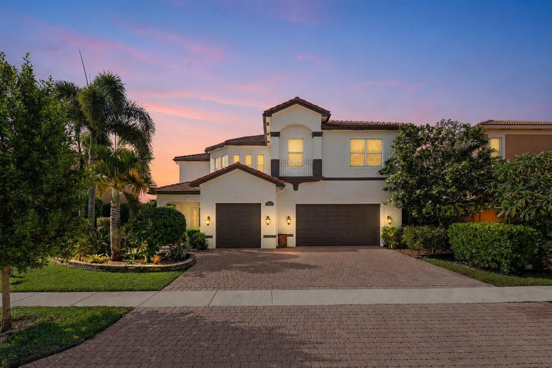 8715 Cobblestone Point Cir - 86.jpg-SMAL