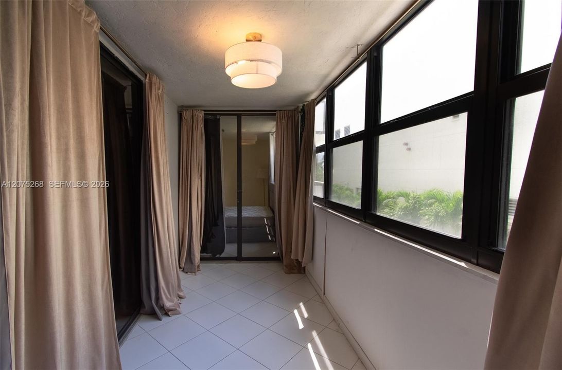 En Venta: $650,000 (2 camas, 2 baños, 1088 Pies cuadrados)