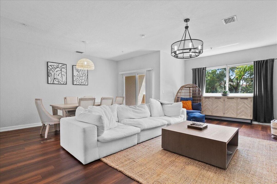 2nd Level Living Area