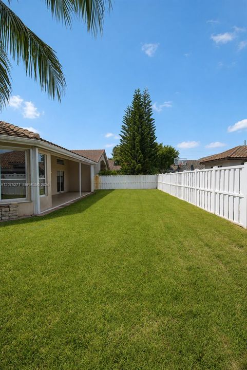 For Sale: $869,000 (4 beds, 3 baths, 2568 Square Feet)