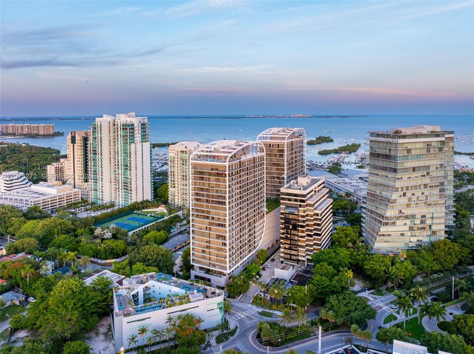 For Sale: $3,250,000 (3 beds, 3 baths, 1811 Square Feet)