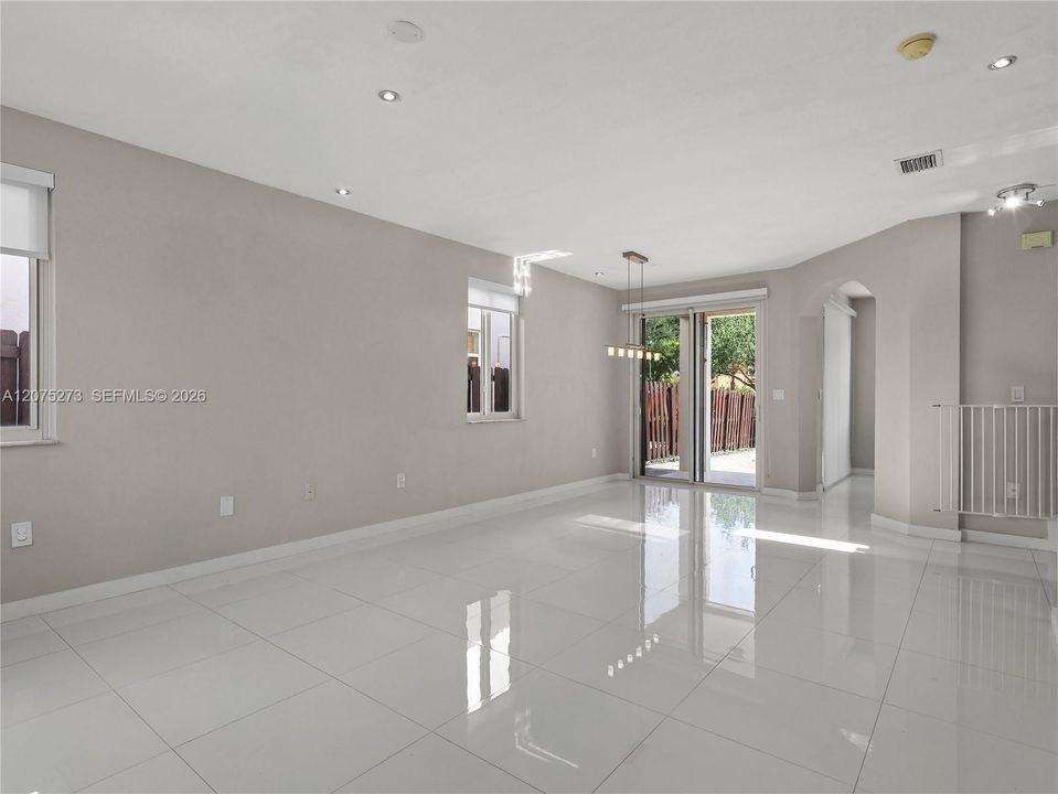 En Renta: $3,800 (3 camas, 2 baños, 1687 Pies cuadrados)