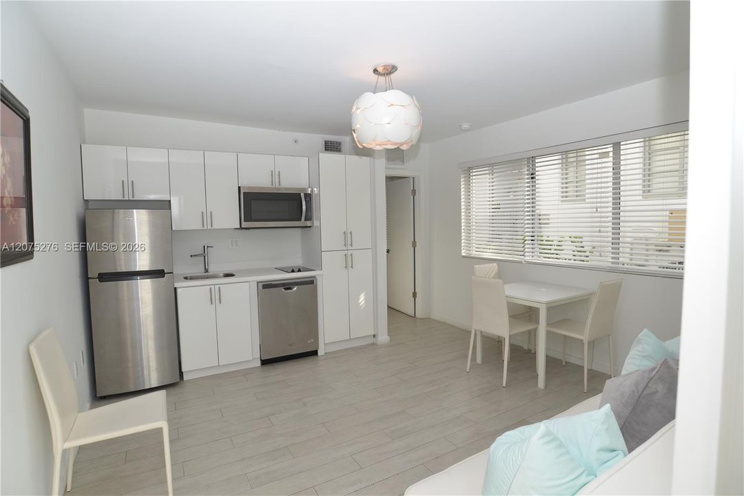 En Venta: $229,000 (1 camas, 1 baños, 390 Pies cuadrados)