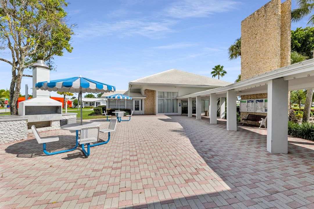 South Clubhouse (11)