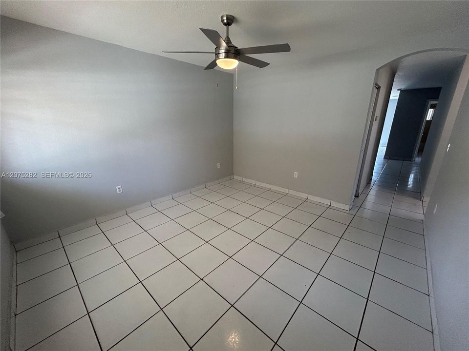 For Rent: $3,000 (3 beds, 2 baths, 1894 Square Feet)