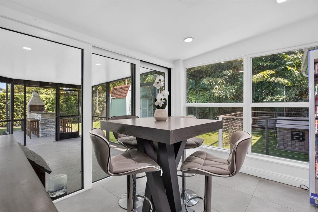 28-web-or-mls-4520-2611
