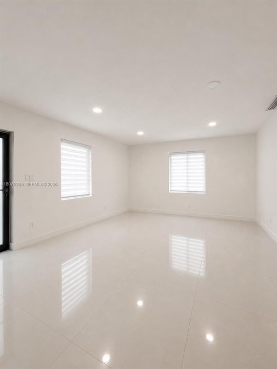 For Rent: $3,900 (3 beds, 2 baths, 1148 Square Feet)