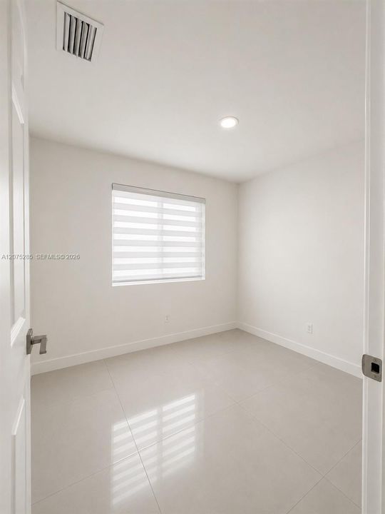 For Rent: $3,900 (3 beds, 2 baths, 1148 Square Feet)