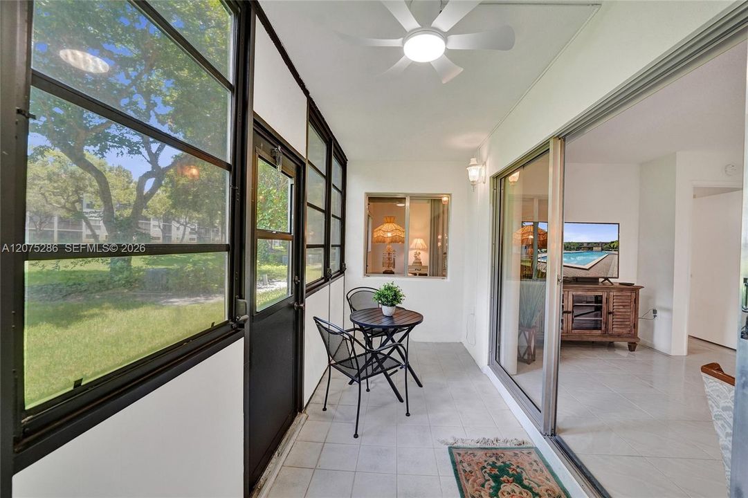 For Sale: $289,000 (2 beds, 2 baths, 1533 Square Feet)