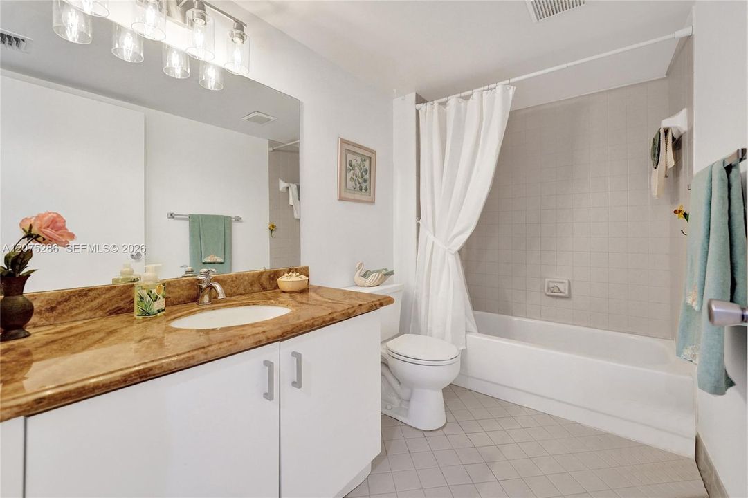 For Sale: $289,000 (2 beds, 2 baths, 1533 Square Feet)