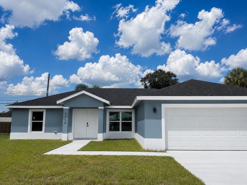 For Sale: $389,900 (3 beds, 2 baths, 1839 Square Feet)