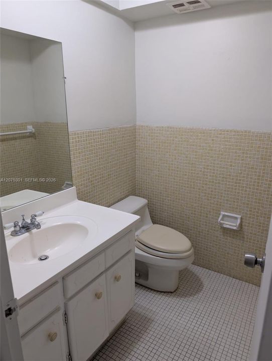 В аренду: $1,750 (1 спален, 1 ванн, 994 Квадратных фут)