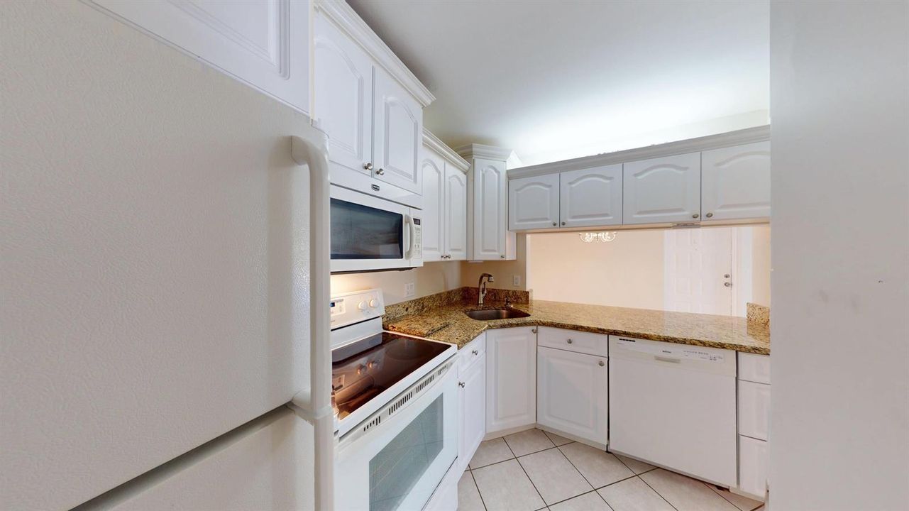 1015-Green-Pine-Blvd-C2-04292025_161259