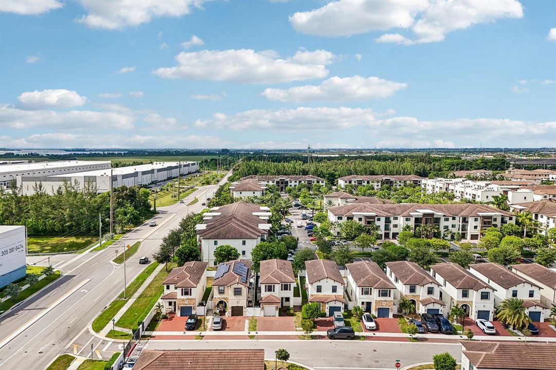 52-web-or-mls-W 110th Ter-S2008-052