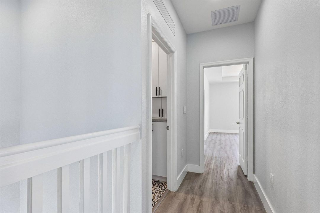 28-web-or-mls-W 110th Ter-S2008-028