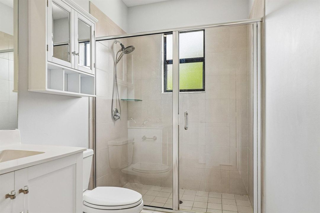 38-web-or-mls-W 110th Ter-S2008-038