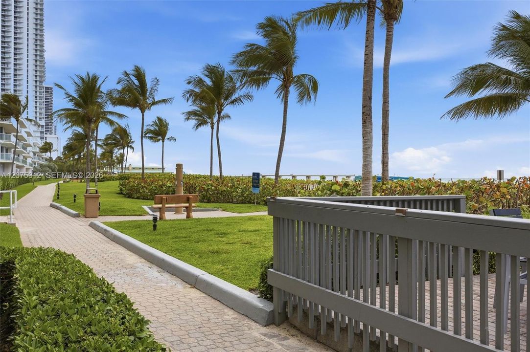For Rent: $9,990 (3 beds, 3 baths, 2340 Square Feet)