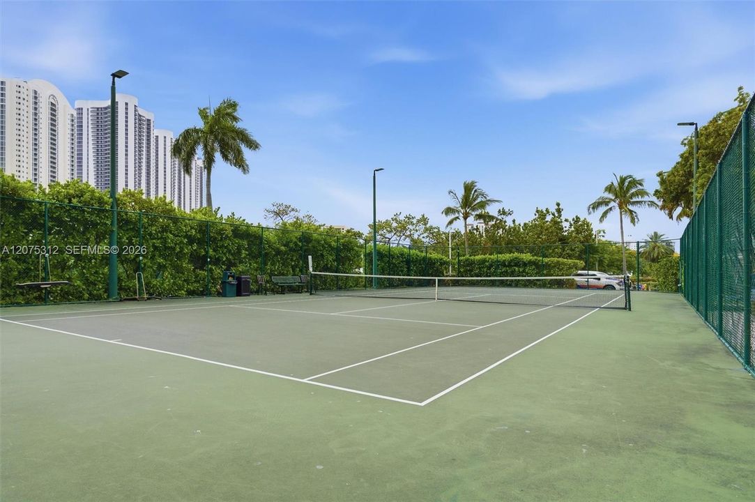 For Rent: $9,990 (3 beds, 3 baths, 2340 Square Feet)