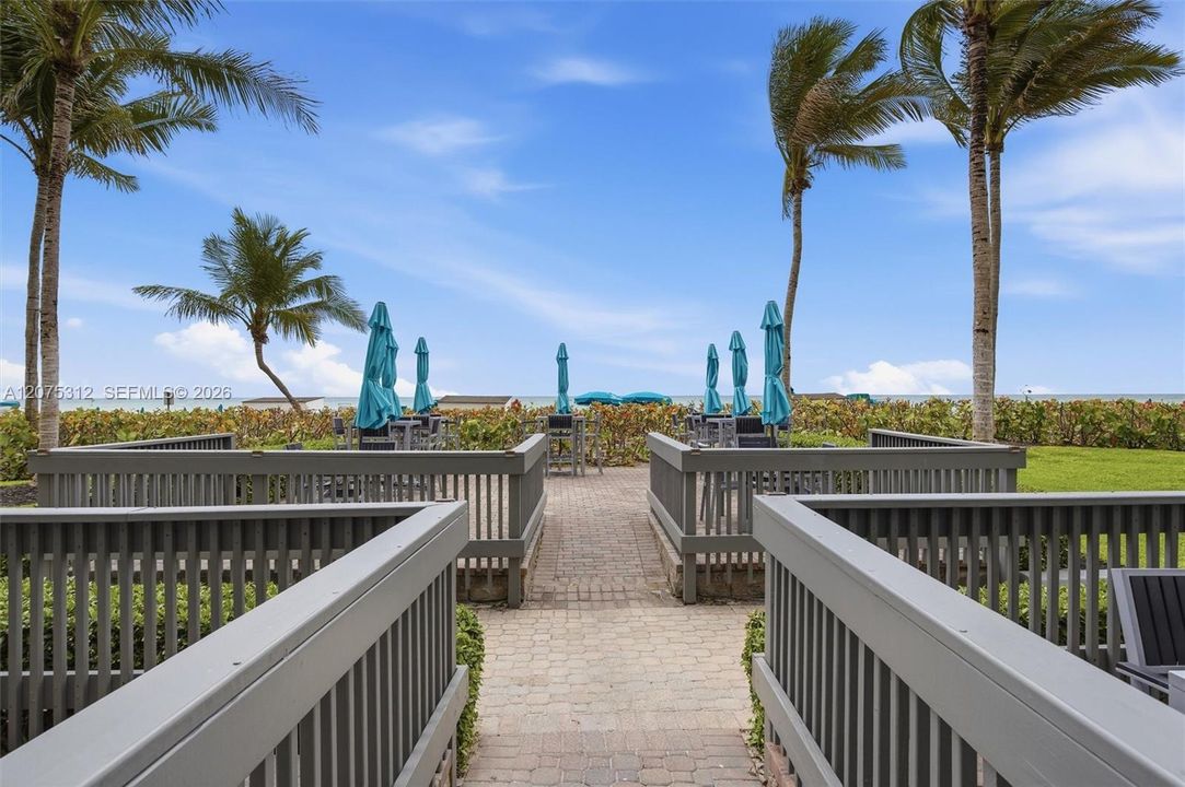 For Rent: $9,990 (3 beds, 3 baths, 2340 Square Feet)