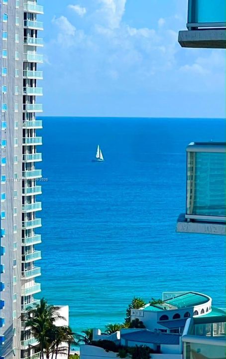 For Rent: $9,990 (3 beds, 3 baths, 2340 Square Feet)