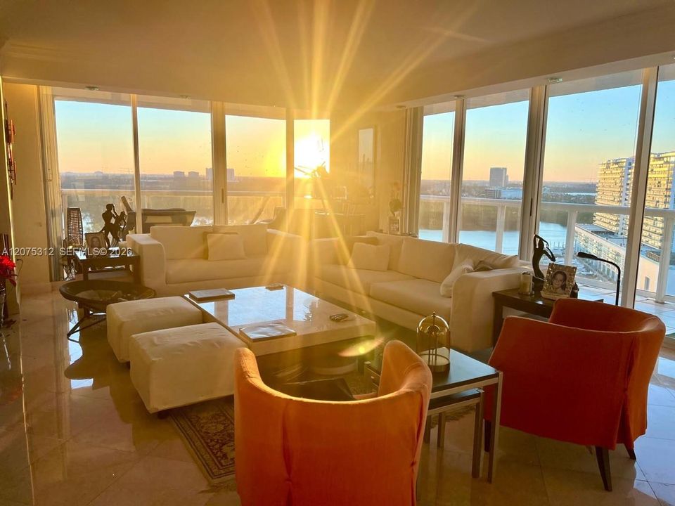 For Rent: $9,990 (3 beds, 3 baths, 2340 Square Feet)