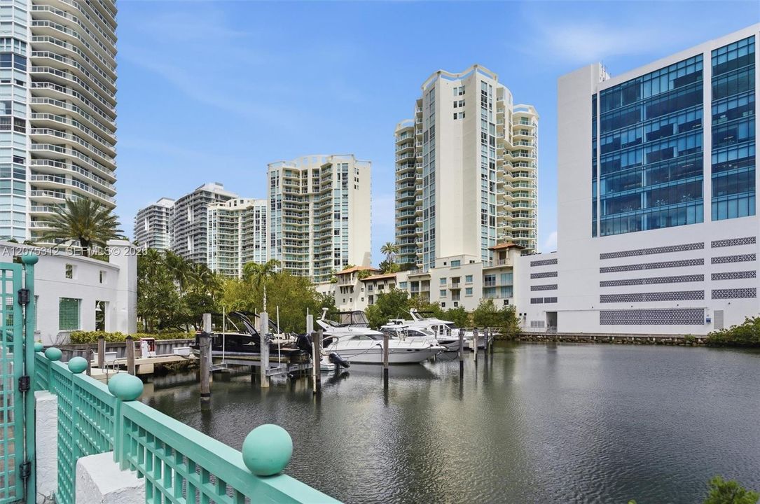 For Rent: $9,990 (3 beds, 3 baths, 2340 Square Feet)