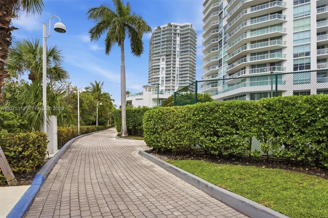 For Rent: $9,990 (3 beds, 3 baths, 2340 Square Feet)
