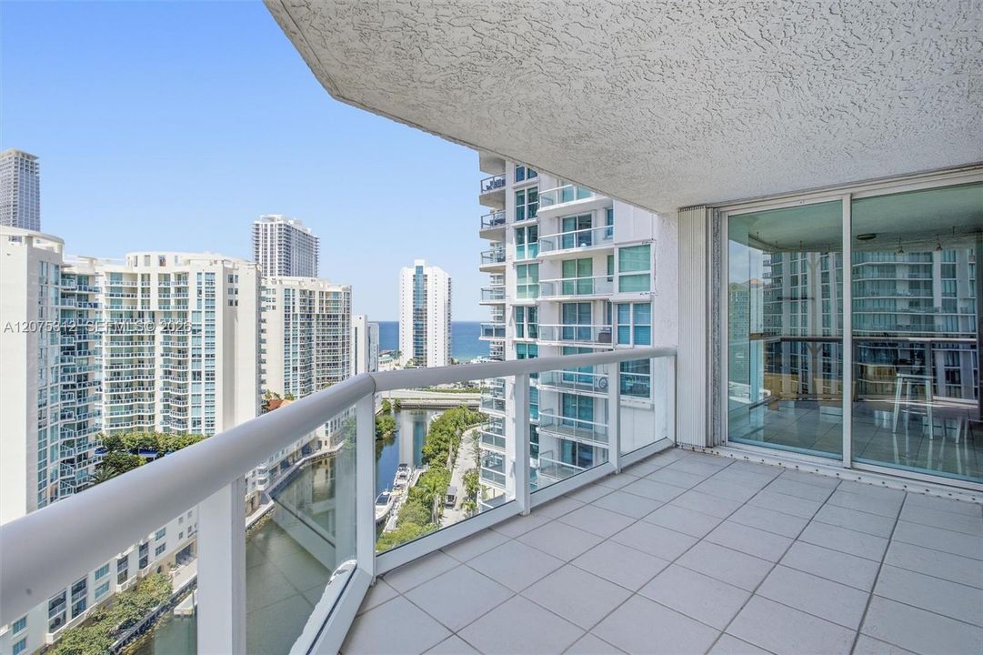 For Rent: $9,990 (3 beds, 3 baths, 2340 Square Feet)