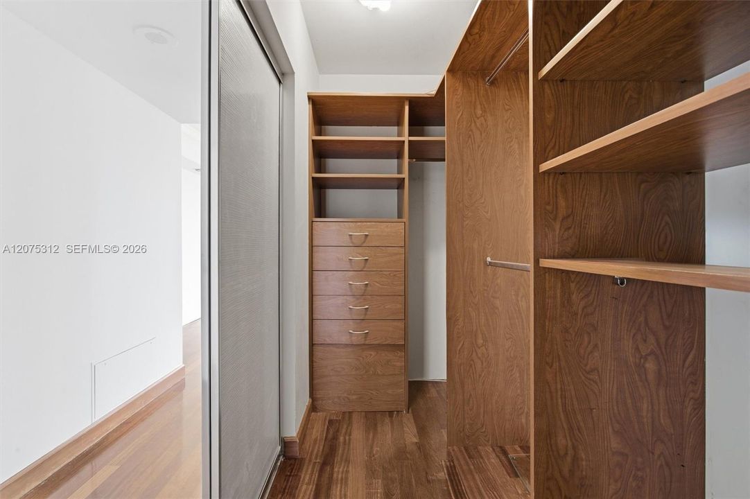 For Rent: $9,990 (3 beds, 3 baths, 2340 Square Feet)