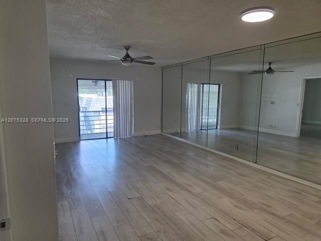 На продажу: $154,900 (2 спален, 2 ванн, 958 Квадратных фут)