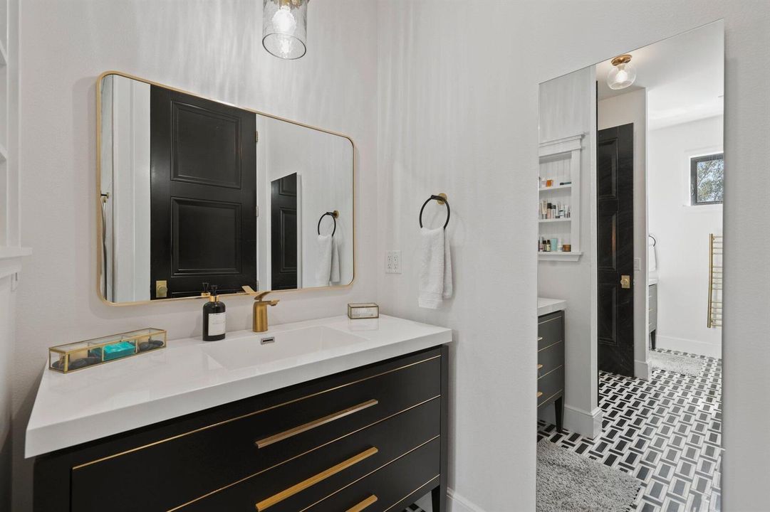 1955 Southeast 137th Way - 65.jpg-SMALL