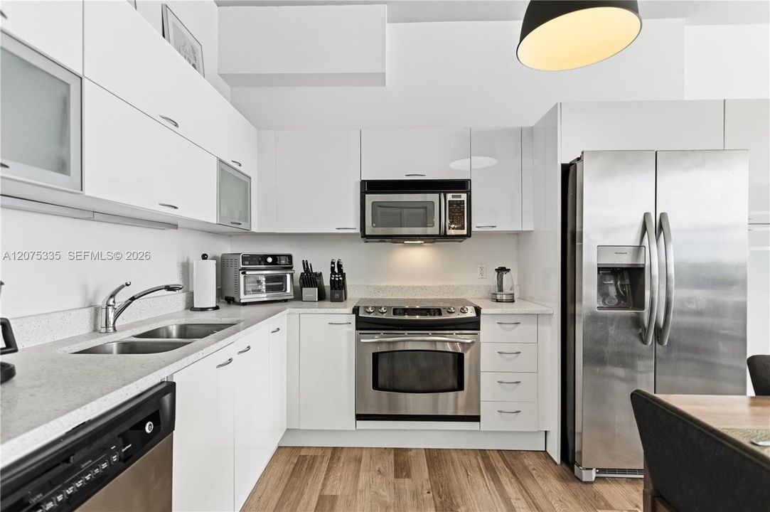 En Venta: $349,000 (1 camas, 1 baños, 665 Pies cuadrados)