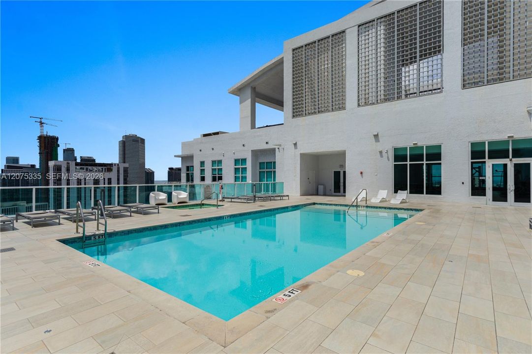 En Venta: $349,000 (1 camas, 1 baños, 665 Pies cuadrados)