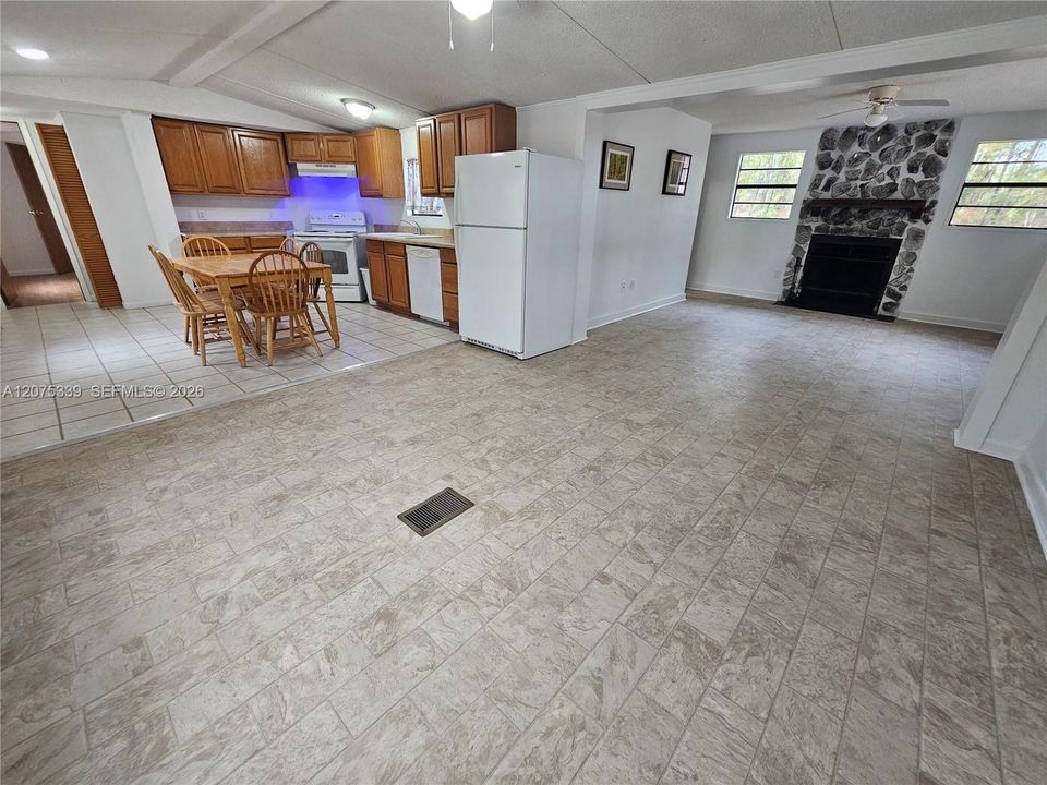 For Sale: $259,900 (3 beds, 2 baths, 0 Square Feet)