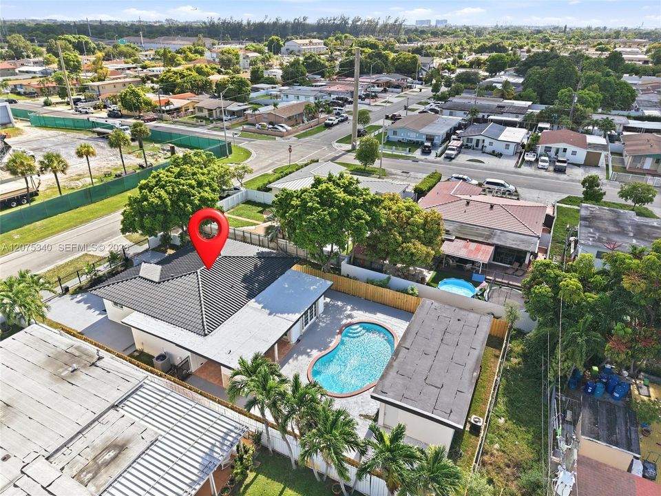 For Sale: $849,999 (3 beds, 3 baths, 2339 Square Feet)