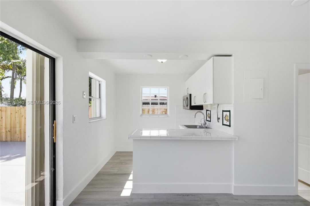 For Sale: $849,999 (3 beds, 3 baths, 2339 Square Feet)