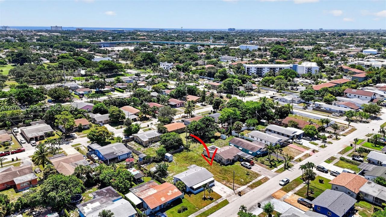 На продажу: $150,000 (0.09 acres)