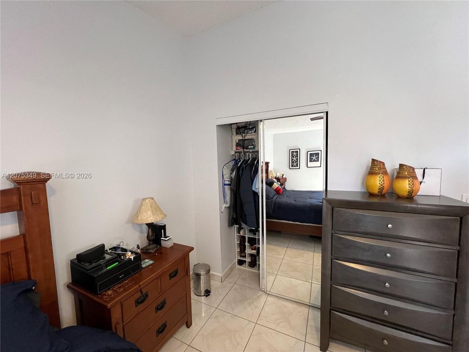 For Sale: $415,000 (2 beds, 2 baths, 1312 Square Feet)